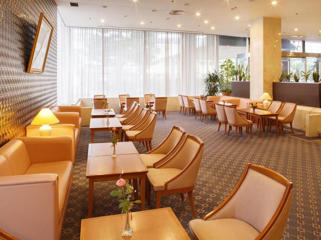Hotel Crown Palais Shuhoku Odate Buitenkant foto
