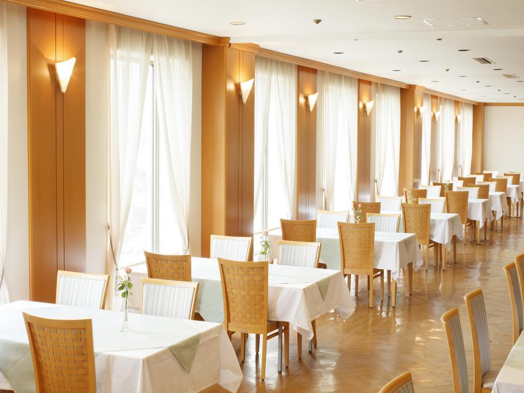 Hotel Crown Palais Shuhoku Odate Buitenkant foto